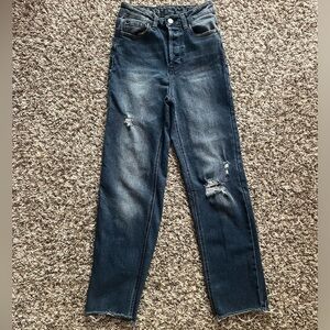 3/$20 Vanilla Sky Real Cheeky Distressed Jeans